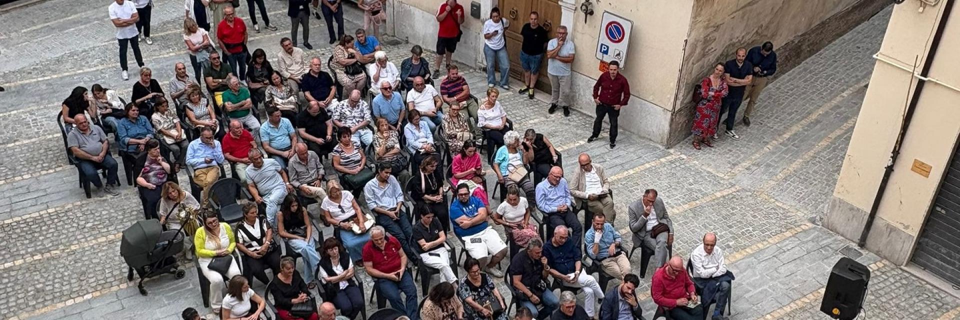 Un momento della presentazione del ricettario